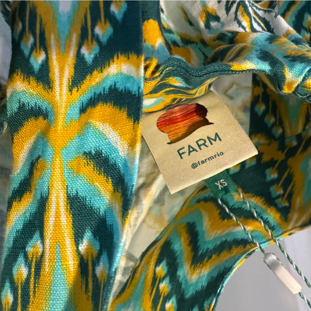 NWT Farm Rio Tropical Tapestry Off-White Halter Neck Dress | XS - Picture 7 of 10
